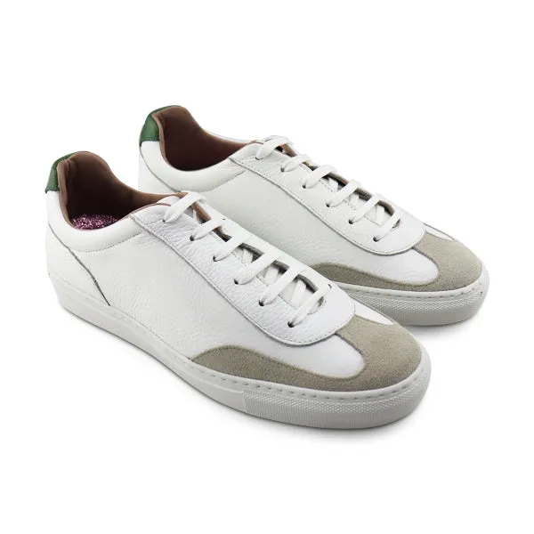 Sneakers bianche con riporto verde